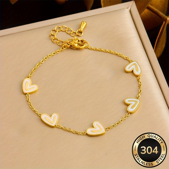 Sjika - Elegante Armband met Hartjes | Gold Plated | Luxe Cadeau voor Haar