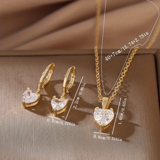 Sjika - Gouden Sieradenset Dames – Ketting & Oorbellen Hartje met Zirkonia – Gold Plated – Luxe Cadeau Set - Cadeau voor haar