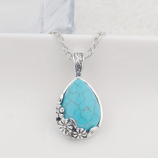 Sjika - Zilveren Ketting Dames met Turquoise Hanger – Druppelvorm Natuursteen Look – Boho Ketting – Sieraad Cadeau