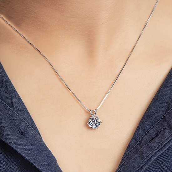 Sjika - 925 Sterling Zilver plated Ketting met Zirkonia Steen – Elegant Solitaire Hanger – Luxe Cadeau voor Vrouwen – Voor haar