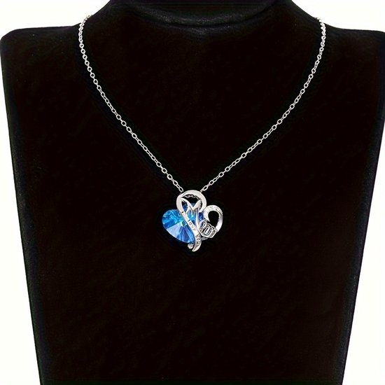 Sjika - Moeder Ketting Dames – I Love You Mom Hart Ketting met Blauwe Kristal Steen – Cadeau voor Moeder – Zilverkleurig - Cadeau voor haar