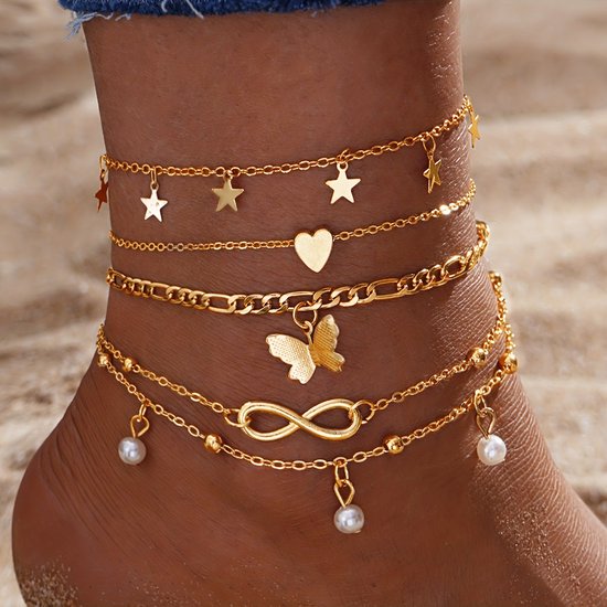 Sjika - Gouden Enkelbandjes Set Dames – 18K Gold Plated – Trendy Boho Style – Met Bedels & Parel Hangers – 5-delige Sieradenset