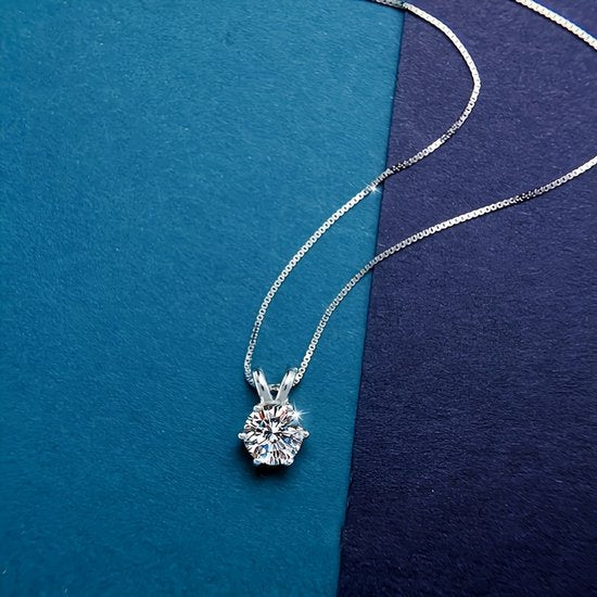 Sjika - 925 Sterling Zilver plated Ketting met Zirkonia Steen – Elegant Solitaire Hanger – Luxe Cadeau voor Vrouwen – Voor haar