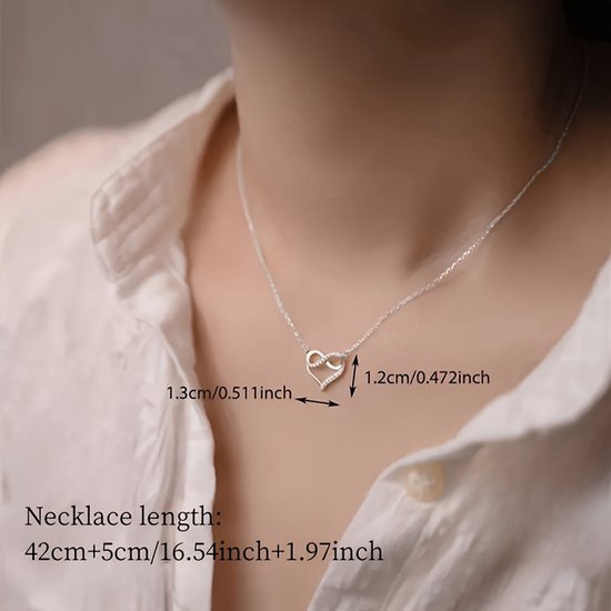 Sjika - Goudkleurige Hartjesketting met Infinity Symbool – Elegant en Tijdloos Design – Perfect Cadeau voor Haar