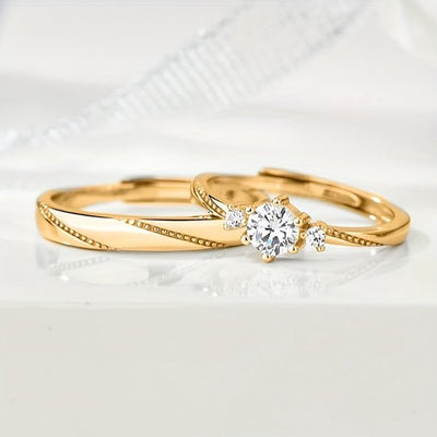 Sjika - Relatie Ringen Set – 2-delig – Goudkleurig – Zirkonia – Verstelbaar – Trouwringen / Verlovingsringen / Vriendschapsringen – Voor Koppels - Cadeau