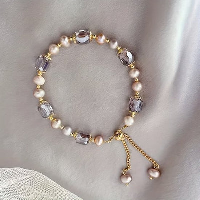 Sjika - Elegante Dames Armband met Parel & Facet Kralen – Luxe Verstelbaar Goud Design - Cadeau voor haar
