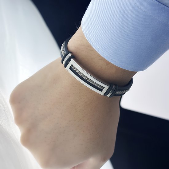 Sjika - Zilverkleurige Heren Armband – Leer & Stainless Steel – Sportief, Casual & Zakelijk – Cadeau voor hem