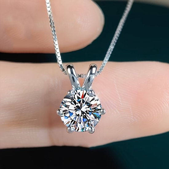 Sjika - 925 Sterling Zilver plated Ketting met Zirkonia Steen – Elegant Solitaire Hanger – Luxe Cadeau voor Vrouwen – Voor haar