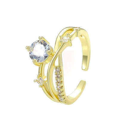 Sjika - Gold plated verstelbare ring met zirkonia – Luxe damesring – Elegant & tijdloos design – One size – Perfect cadeau voor haar