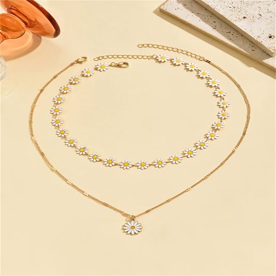 Sjika - Dames Ketting Set met Madeliefjes – 2 Delige Choker & Halsketting – Bloemen Ketting Goudkleurig – Trendy Zomer Sieraden - Cadeau voor haar
