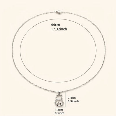 Sjika - Zilverkleurige Katten Ketting met Kristal – Kat Hanger Dames – Liefdevol & Minimalistisch Design - Cadeau voor haar