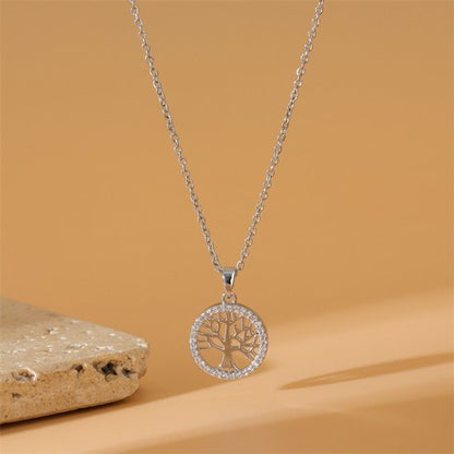Sjika - Zilveren Levensboom Ketting met Zirkonia – Ronde Hanger – Elegant & Tijdloos – Cadeau voor Haar