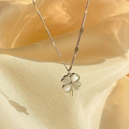 Sjika - Zilveren Klavertje Vier Ketting – Geluksketting Dames – Zilver – Minimalistische Hanger – Cadeau voor Vrouw – Tijdloos & Elegant