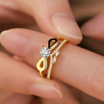 Sjika - Goudkleurige Verstelbare Ring met Zirconia – Luxe Damesring – Open Ring | Elegant Design | One Size | Cadeau voor haar