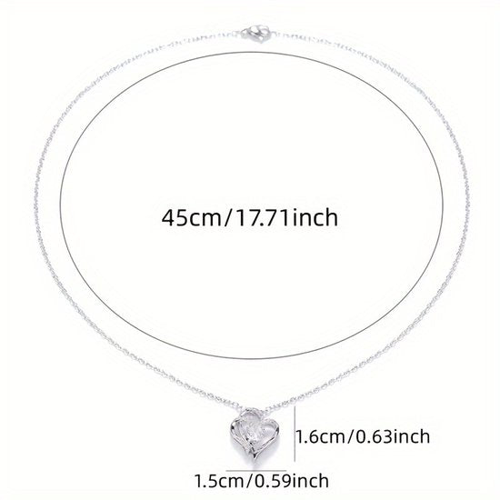 Sjika - Zilverkleurige Dubbel Hart Ketting met Kristal – Luxe Hartjes Hanger – Romantische Dames Ketting – Perfect Cadeau