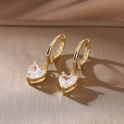Sjika - Gouden Sieradenset Dames – Ketting & Oorbellen Hartje met Zirkonia – Gold Plated – Luxe Cadeau Set - Cadeau voor haar