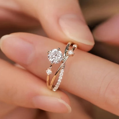 Sjika - Gold plated verstelbare ring met zirkonia – Luxe damesring – Elegant & tijdloos design – One size – Perfect cadeau voor haar
