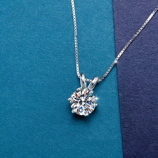 Sjika - 925 Sterling Zilver plated Ketting met Zirkonia Steen – Elegant Solitaire Hanger – Luxe Cadeau voor Vrouwen – Voor haar