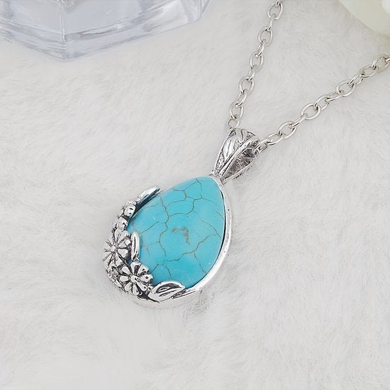 Sjika - Zilveren Ketting Dames met Turquoise Hanger – Druppelvorm Natuursteen Look – Boho Ketting – Sieraad Cadeau