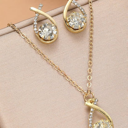 Sjika - Goudkleurige Sieraden Set Dames – Ketting & Oorbellen met Kristal Steen – Elegante Strass Sieraden Set – Luxe Cadeauset voor Haar