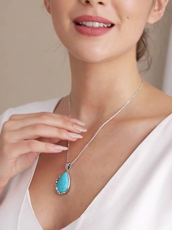 Sjika - Zilveren Ketting Dames met Turquoise Hanger – Druppelvorm Natuursteen Look – Boho Ketting – Sieraad Cadeau
